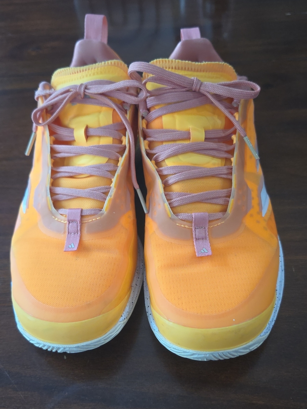 Women’s Adidas Avacourt 2 Tennis/Pickleball Sneakers 7.5 Lightweight Comfort